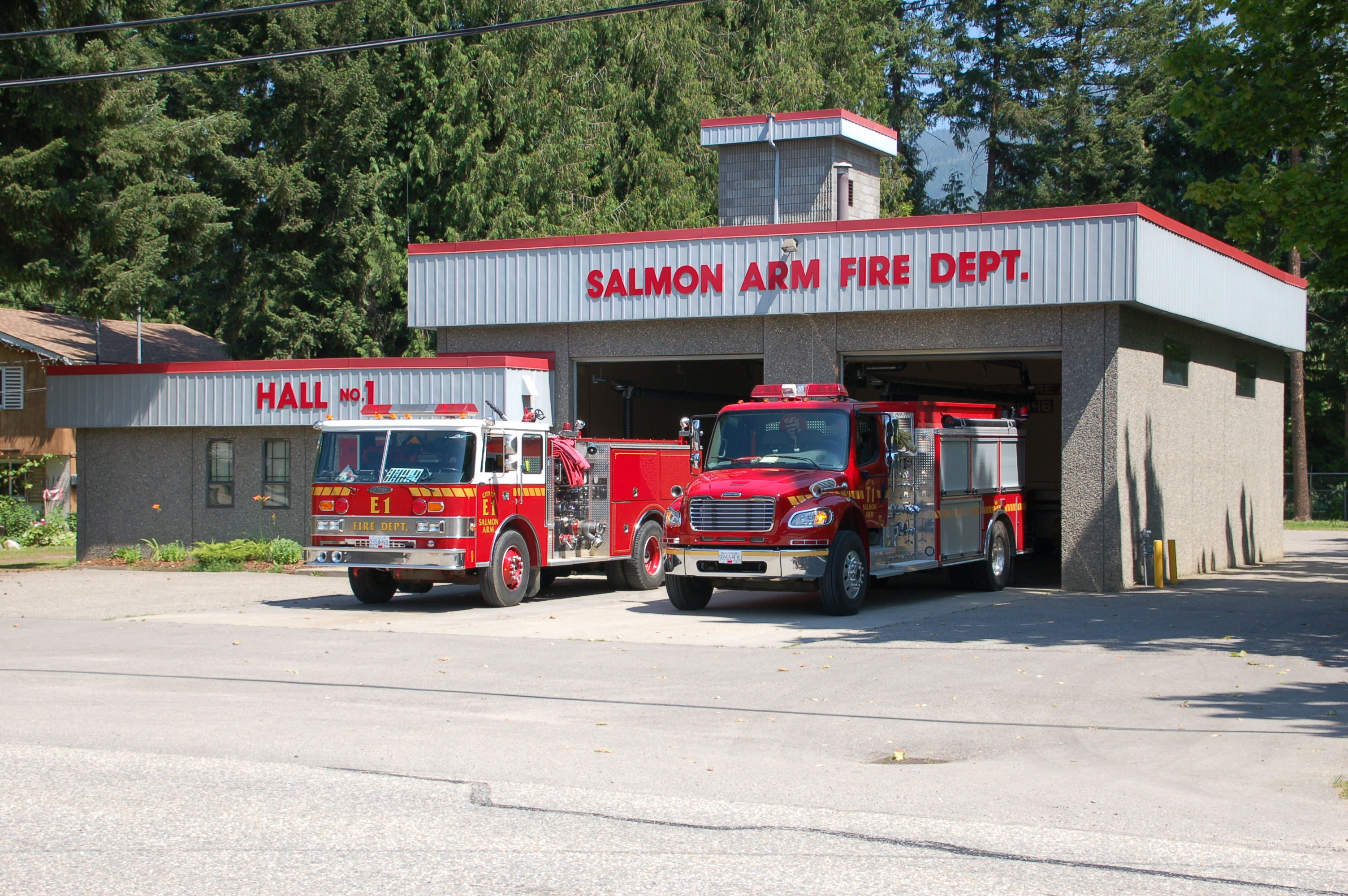 Salmon Arm, BC Official site Facilities